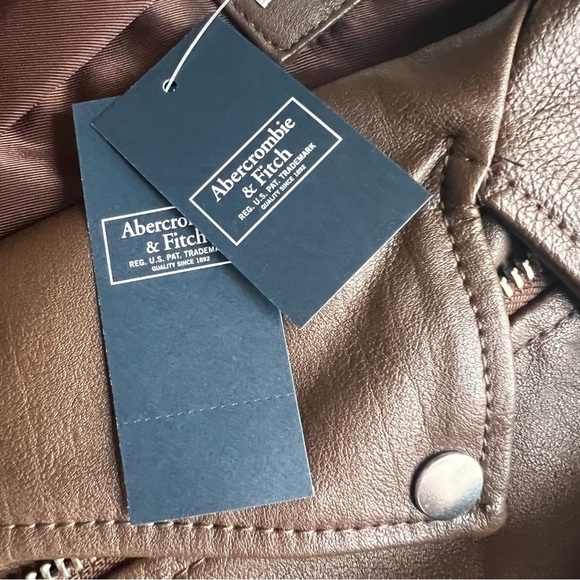 NWT Abercrombie & Fitch Vegan Leather Biker Moto Jacket Chocolate Brown Large - Picture 5 of 17